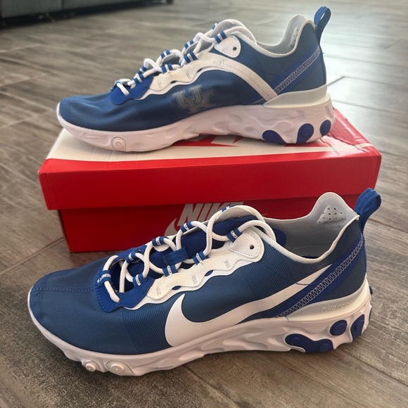 Nike University of Kentucky shoes - Picture 1 of 4